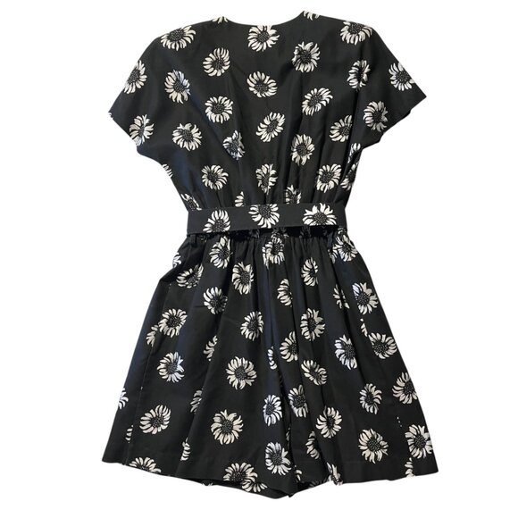 Vtg 1980s Women's M Romper Black White Mono‎ Daisy Floral Belted V-neck Summer - Picture 4 of 7